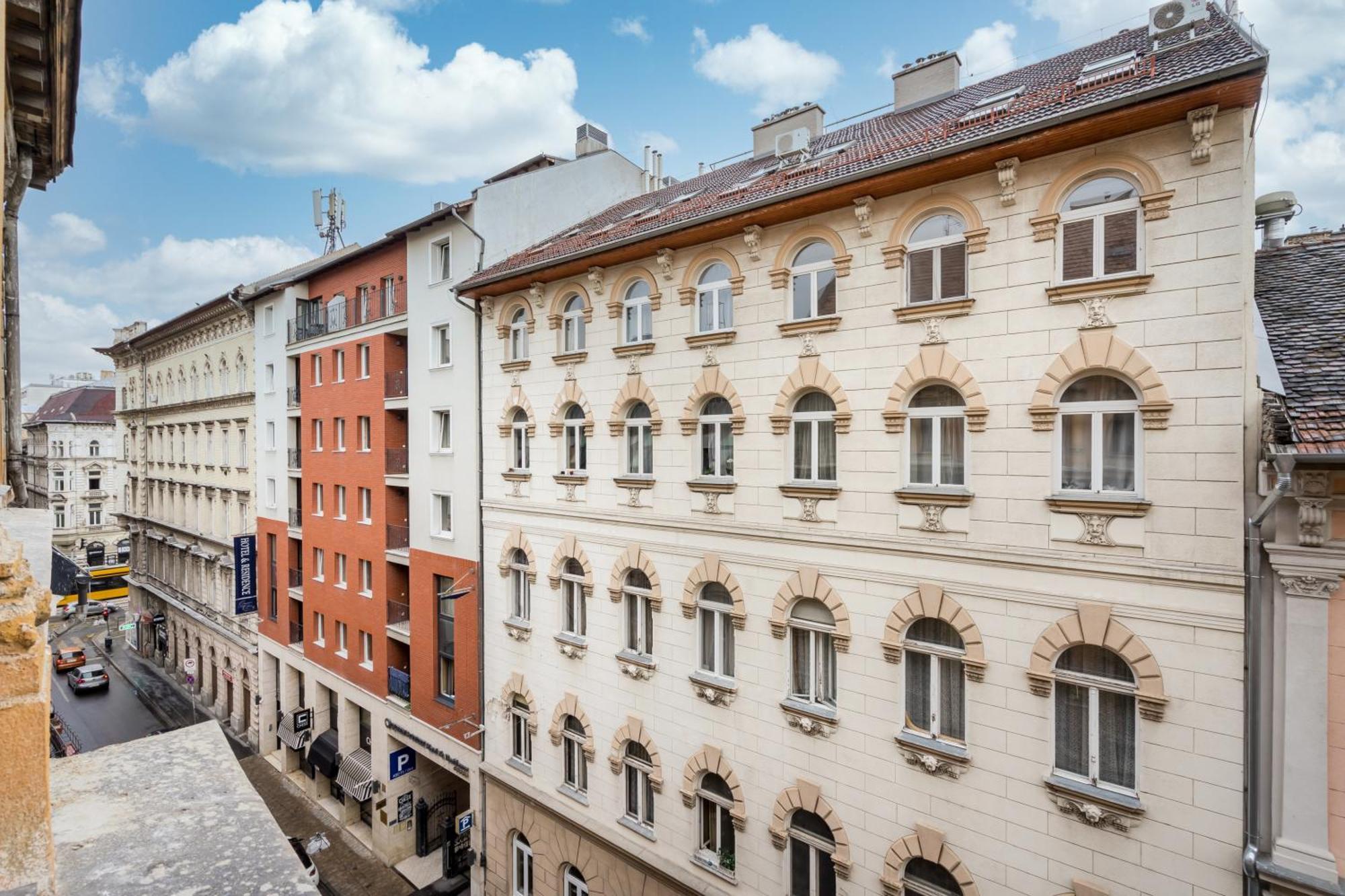K33- Boutique Apartments, Best Location, By Bqa Budapest Exteriör bild