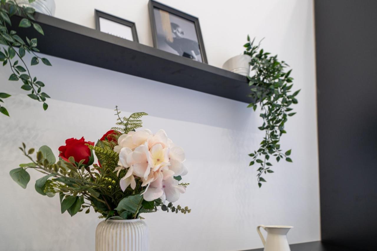 K33- Boutique Apartments, Best Location, By Bqa Budapest Exteriör bild
