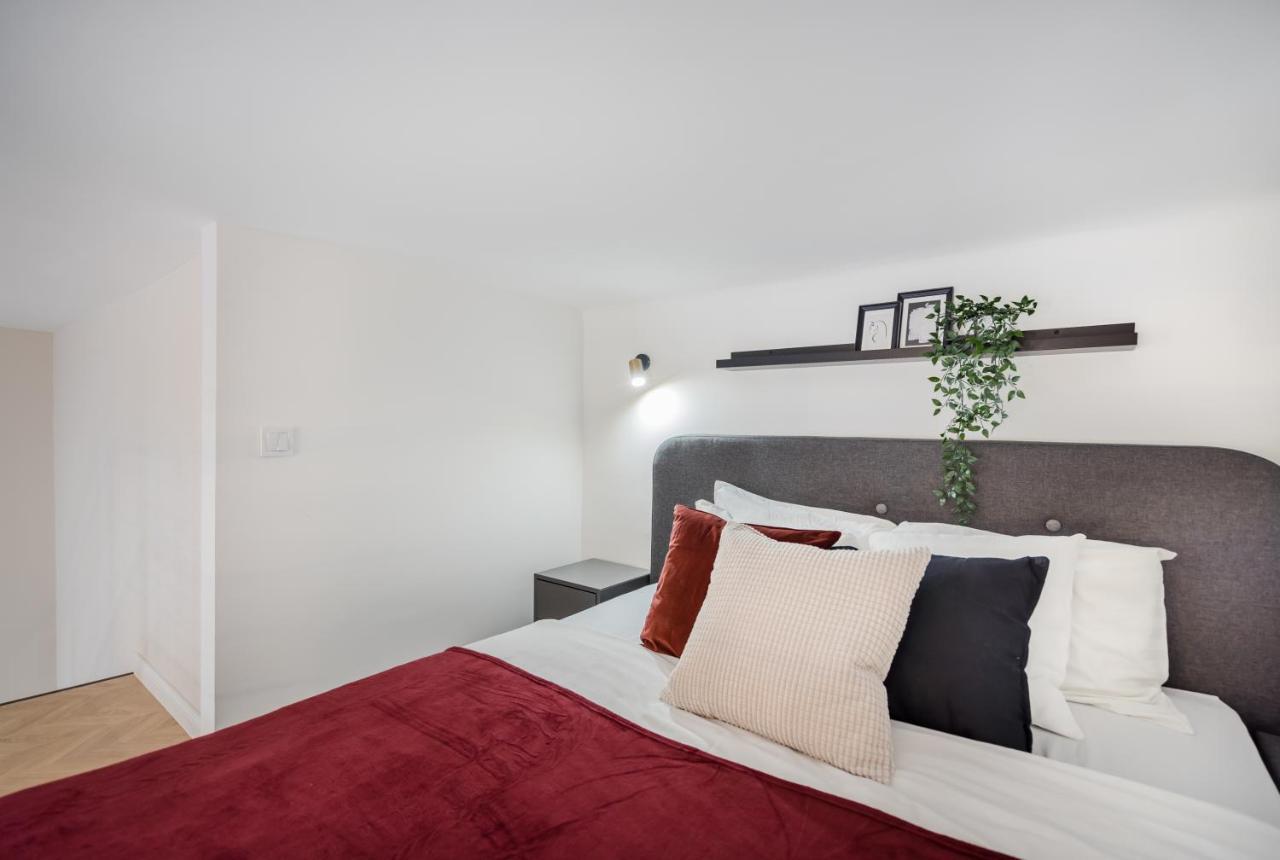 K33- Boutique Apartments, Best Location, By Bqa Budapest Exteriör bild